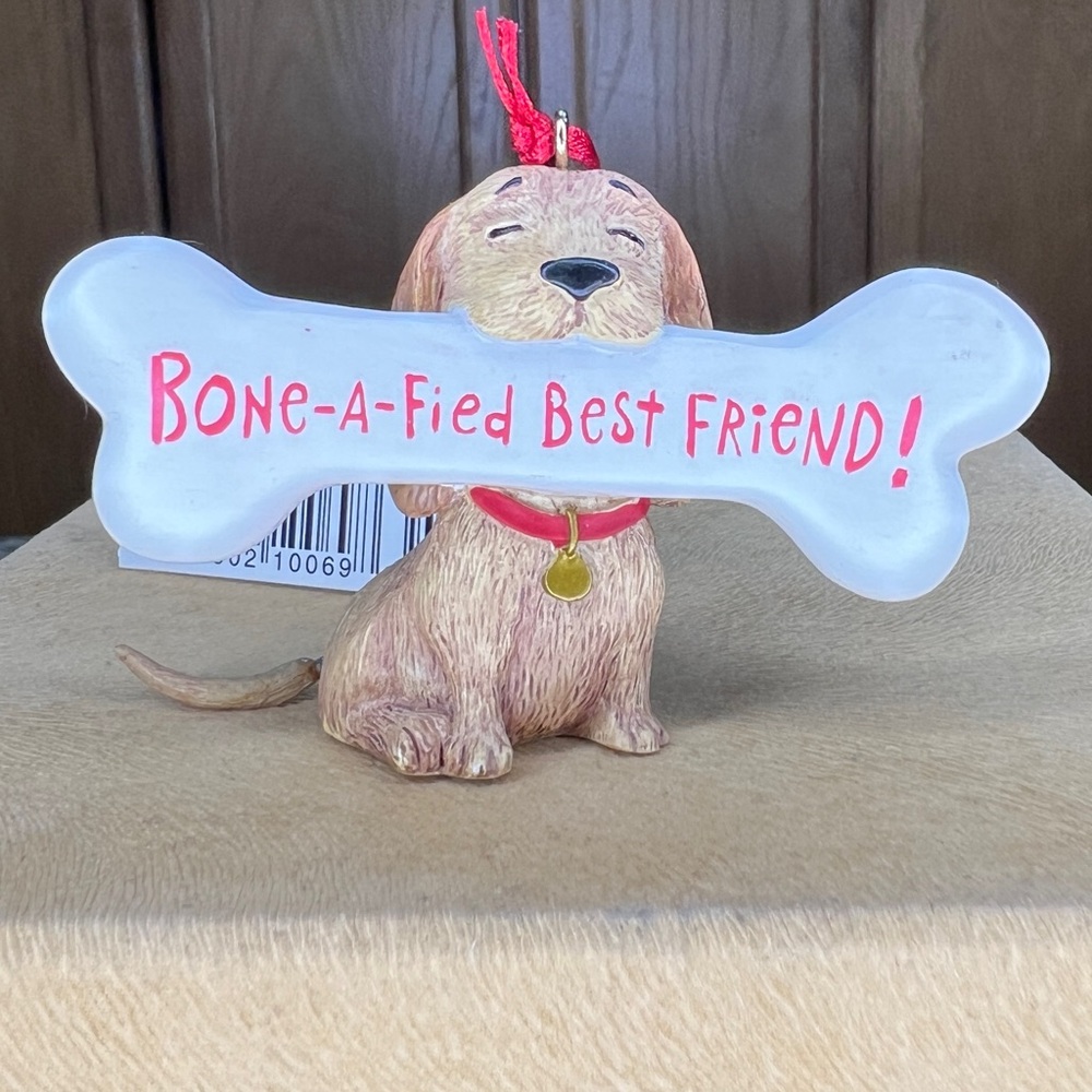 Hallmark Keepsake BONE-A-FIED Best Friend 2009 Dog Christmas Ornament